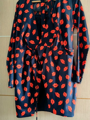 Denny Rose crepe dress black, like new, size small
