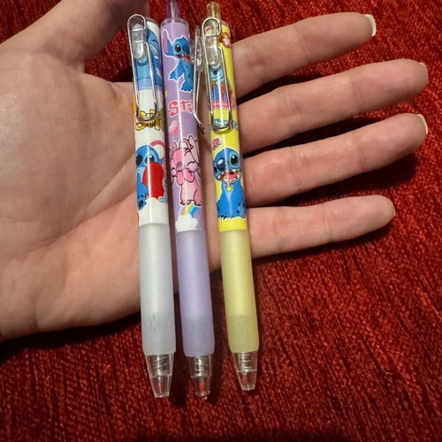 Stitch pens pack of 3 like new, 0.5 mm black gel ink