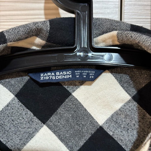 Zara checked shirt like new, size M, black and white
