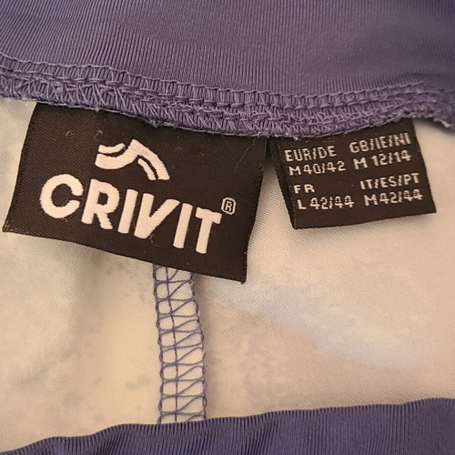 Sports shorts Crivit size M multi-colored like new
