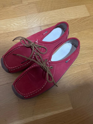 Women’s suede leather shoes size 40 red new