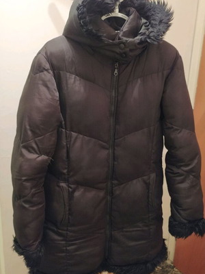 Women's winter jacket used Large with fur and hood black