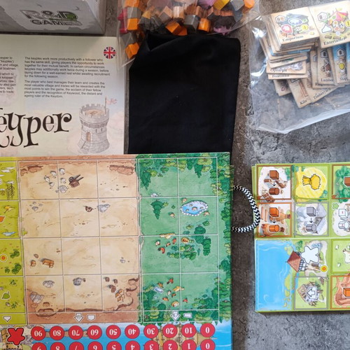 Keyper board game used
