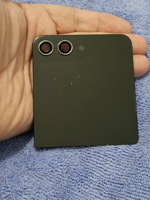 Samsung Z Flip 5 External Display used, original