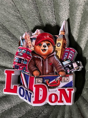 Μαγνητάκι ψυγείου Λονδίνο καινούργιο με Αρκούδο Πάντινγκτον