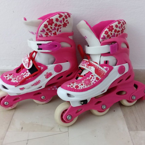 Amila Kids Roller Skates size 31-34 like new