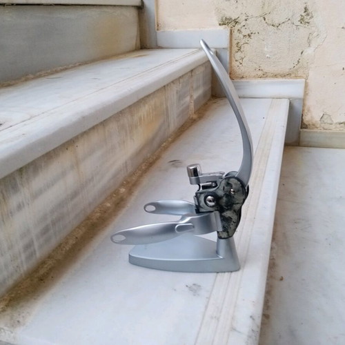 Tabletop inox corkscrew used with inox base