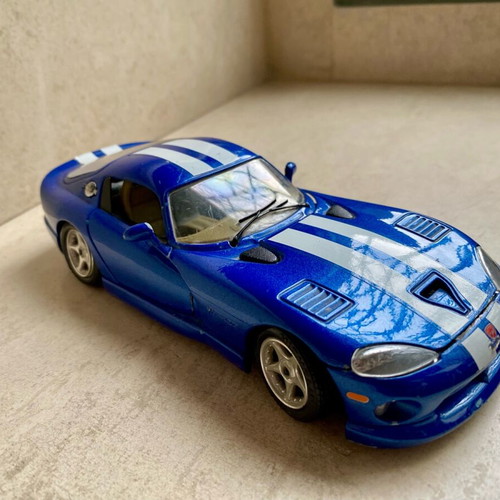 Viper GTS Dodge metal model 1/24 Burago