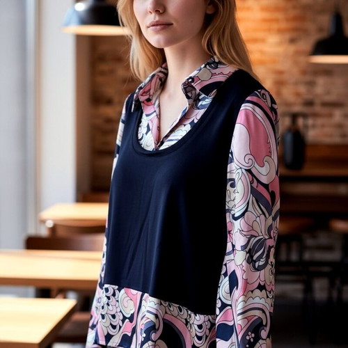 Bellino women's blouse like new, printed satin with black viscose