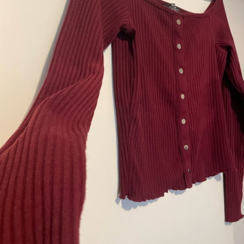 Bershka long-sleeve burgundy blouse like new, off shoulders with gold details