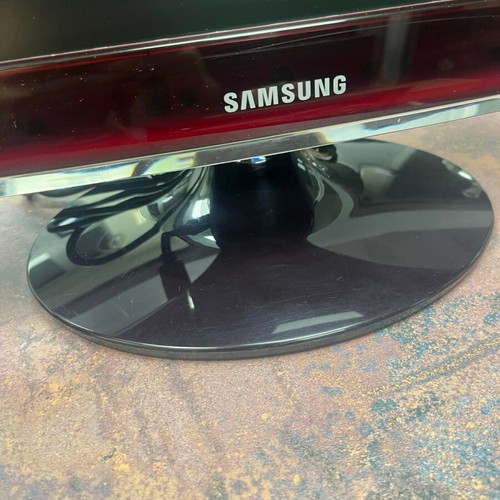 Samsung SyncMaster T190 LCD monitor Touch of Color series