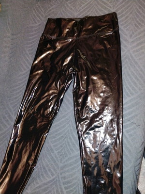 Celestino leggings with vinyl effect in black and beige, like new