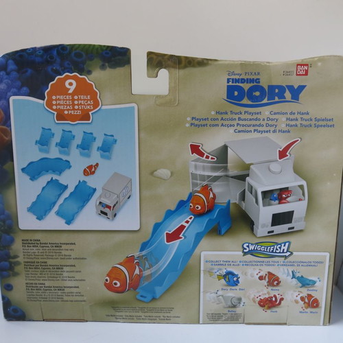 Diorama Hank Truck sealed, Finding Dory Swigglefish Playset