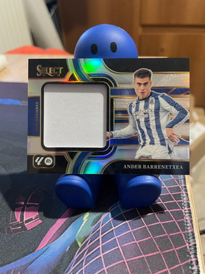 Select La Liga 2025/26 Ander Barrenetxea Jumbo Swatches Jersey Relic like new