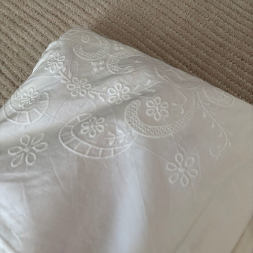 Set of embroidered cotton bed sheets, pillowcases and duvet covers