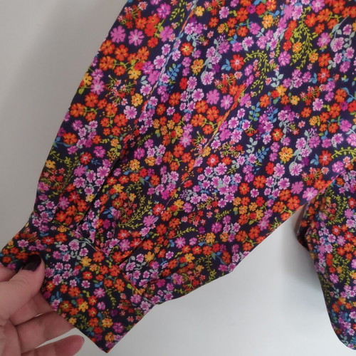Vero Moda dark blue floral shirt like new, size L/XL