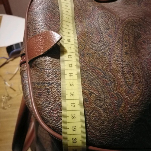 Brown travel sack used with leather details