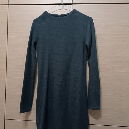 Φόρεμα Zara γκρι σαν καινούργιο, slim γραμμή, μέγεθος S