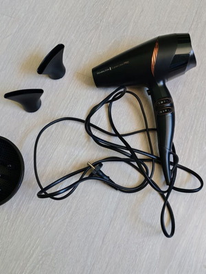 Remington Supercare Pro 2200 hairdryer new with ionization and ceramic grille