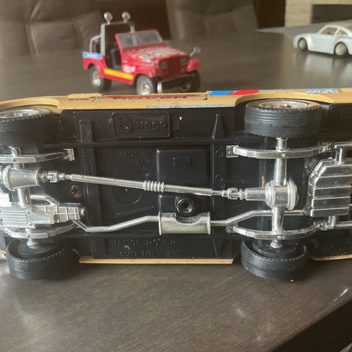 Burago metal toy cars Range Rover and Jeep CJ-7 used