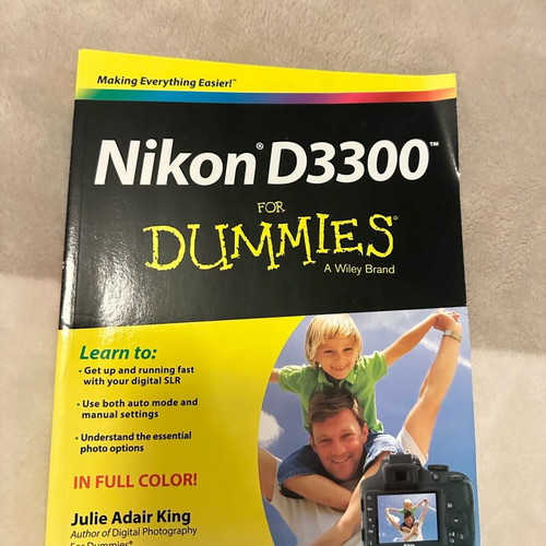 Nikon D3300 for Dummies book like new