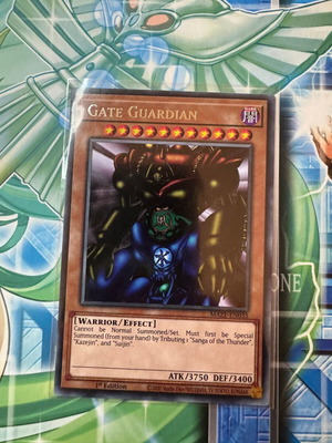 Κάρτα Yu-Gi-Oh! Gate Guardian σαν καινούργιο, συλλεκτική