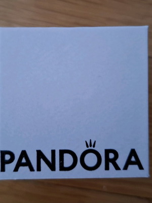 Κουτί για δαχτυλίδι Pandora σε άριστη κατάσταση