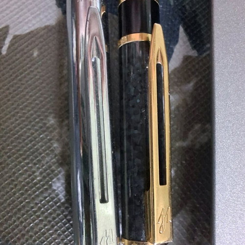Waterman pens set of 2 used with 5 replacement tanks made in France