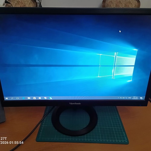 ViewSonic VA2261-2 monitor like new