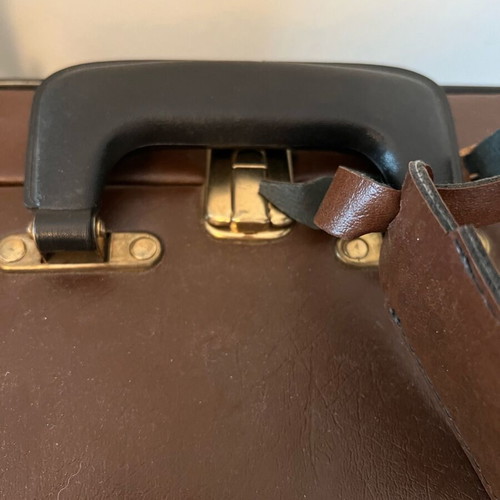 Nail suitcase used, brown, fashion, durable