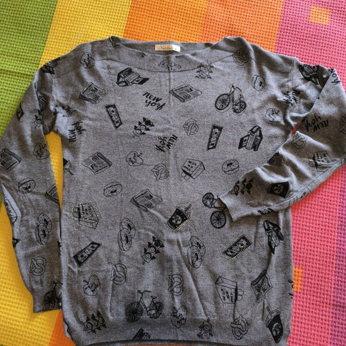Wool women's sweater new with rhinestones, size L, grey