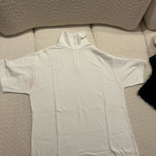 Turtleneck T-Shirt like new, size M, white