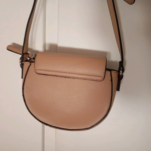 Kem crossbody bag like new, beige brown