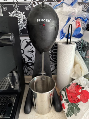 Singer frappemaker 100W with 2 speeds black used
