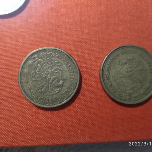 Lot of 30 Mexican coins used