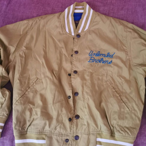 Unlimited spring jacket size M like new, gold color