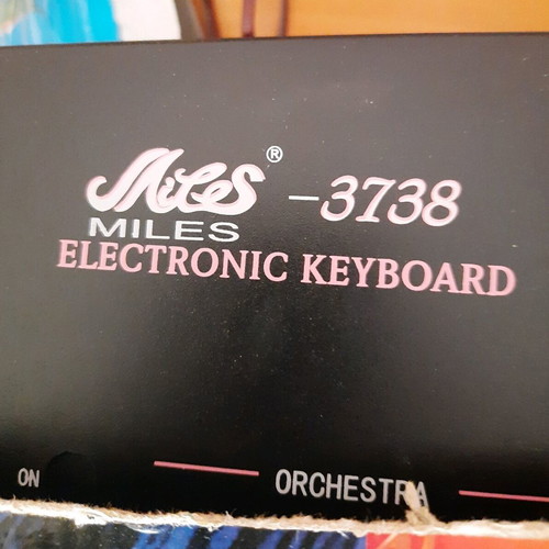 Miles 3738 children's keyboard used for ages 6+