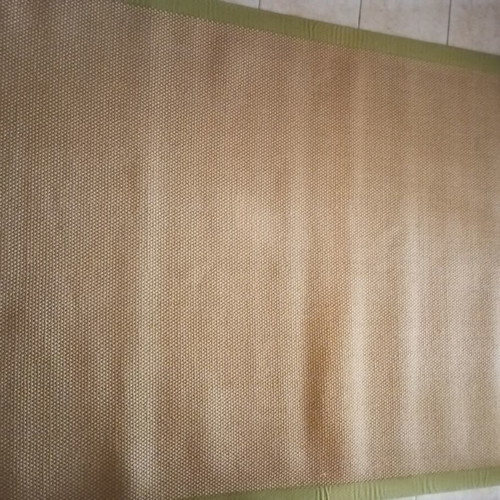 Rug made of straw with fabric edging like new, 1.33x1.80m
