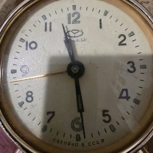 Table clocks used, pack of 2, analog with box