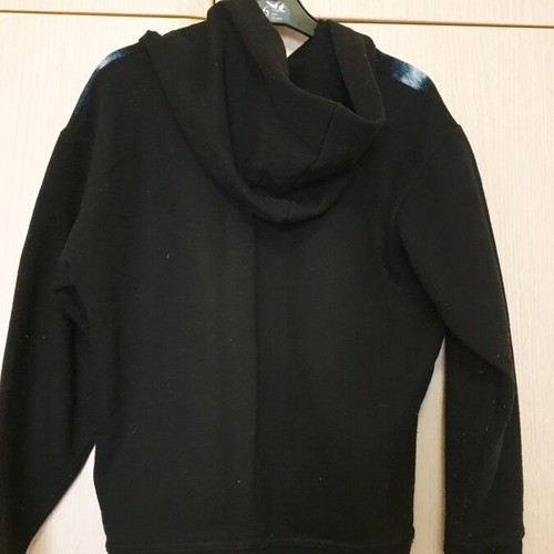 Girls' sweatshirt 8 years black like new