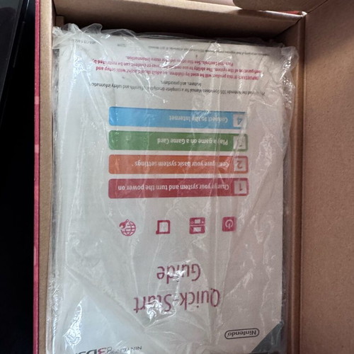 Nintendo 3DS Red USA version like new