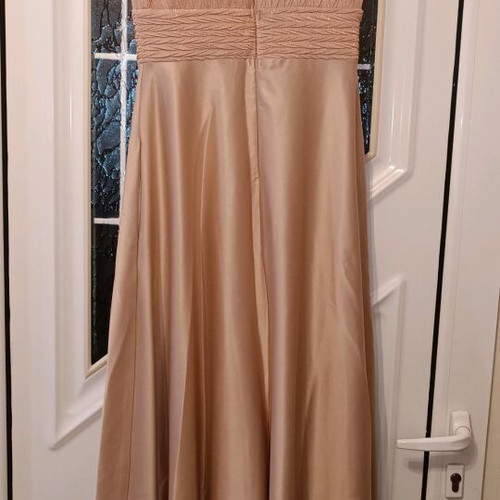 Long formal dress, sapio milo color, fits small-medium
