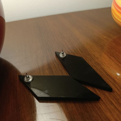 Funk da Queen Plexiglass Earrings Picasso like new, multicolor