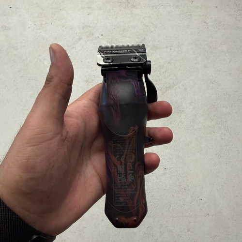 Wahl Vapor 8500 RPM zero gap hair clipper like new
