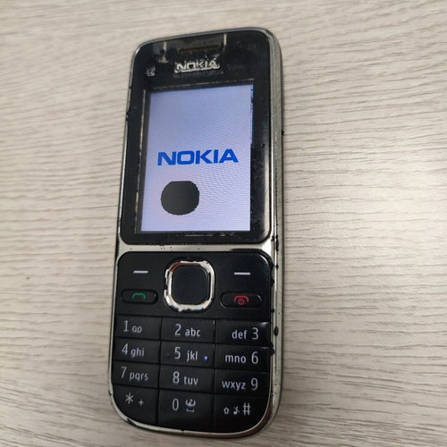 Nokia C2-01 Vintage Retro Button Phone new, black