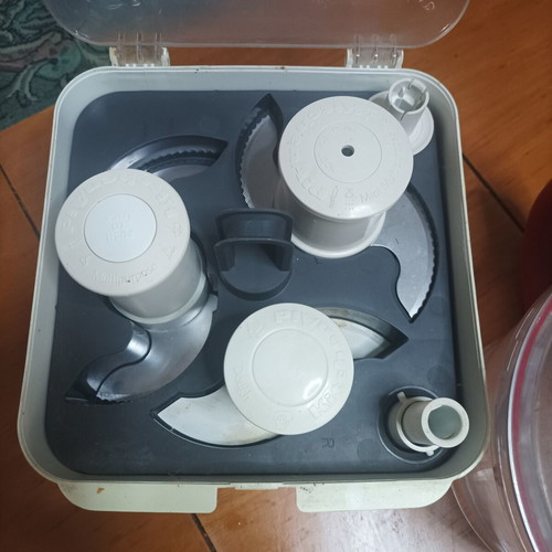 KitchenAid mixer, lightly used