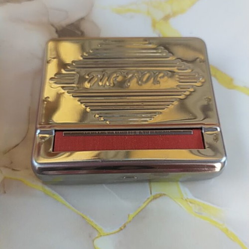 Metal cigarette rolling machine case
