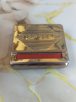 Metal cigarette rolling machine case