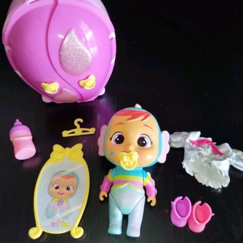 Crybabies dolls like new, set of 9 plus unicorn gift
