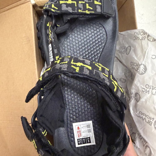 Nordblanc hiking sandals new in box, size 41, black and green